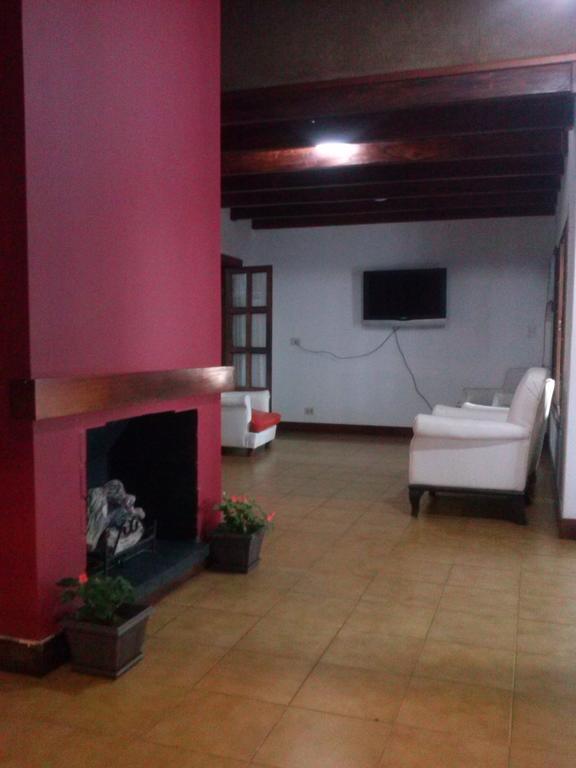Petit Hotel Caraguata Puerto Iguazu Bagian luar foto