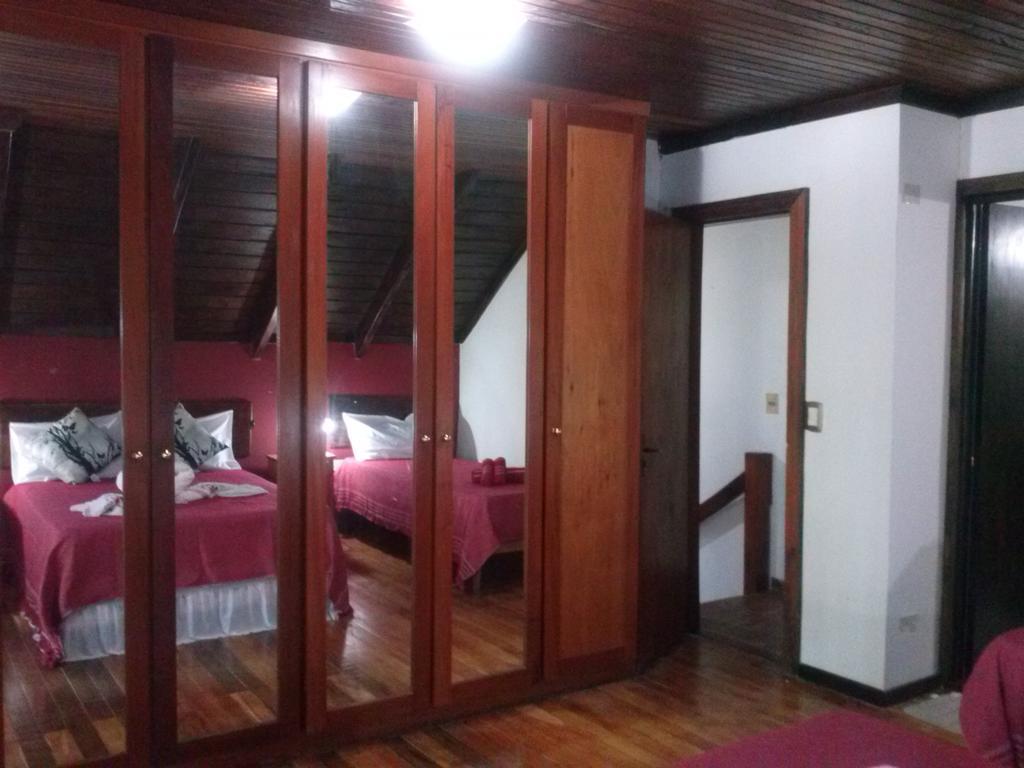 Petit Hotel Caraguata Puerto Iguazu Bagian luar foto