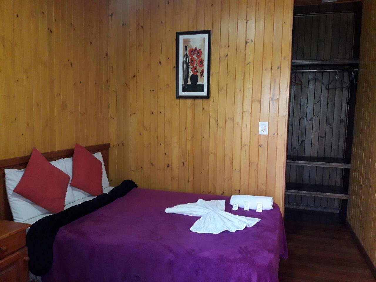 Petit Hotel Caraguata Puerto Iguazu Bagian luar foto